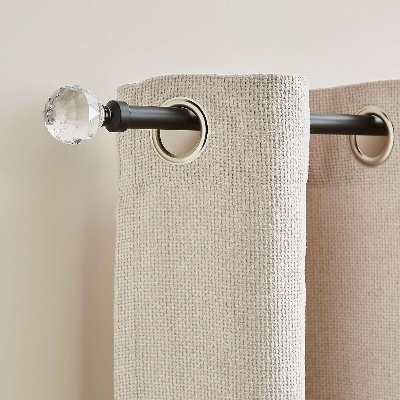 Crystal Ball Fixed Metal Eyelet Curtain