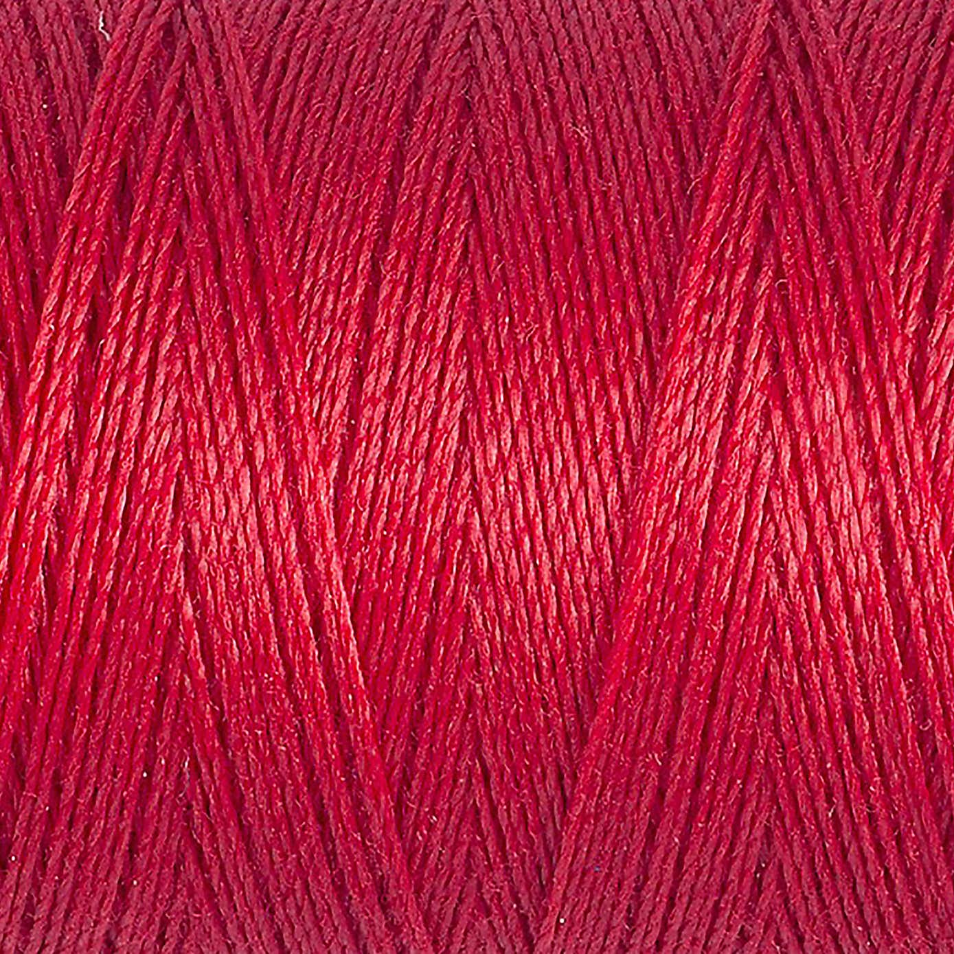 Gutermann Sew All Thread 100m True Red (365)