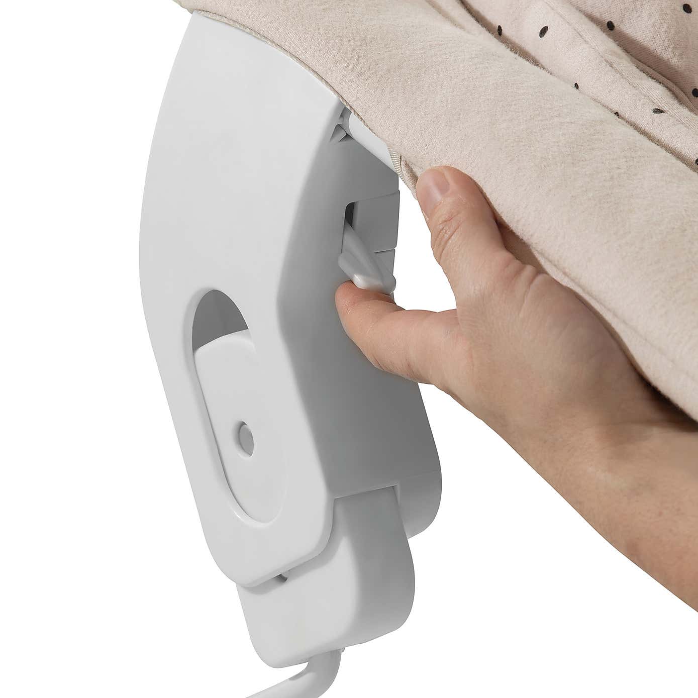 Disney Alpha Winnie the Pooh 2 in 1 Bouncer