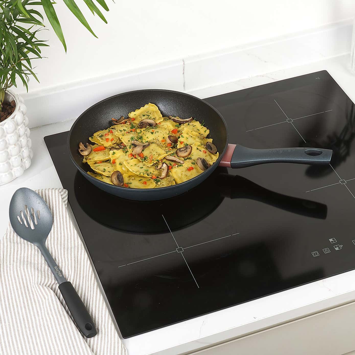 Salter Megastone 28cm Aluminium Frying Pan