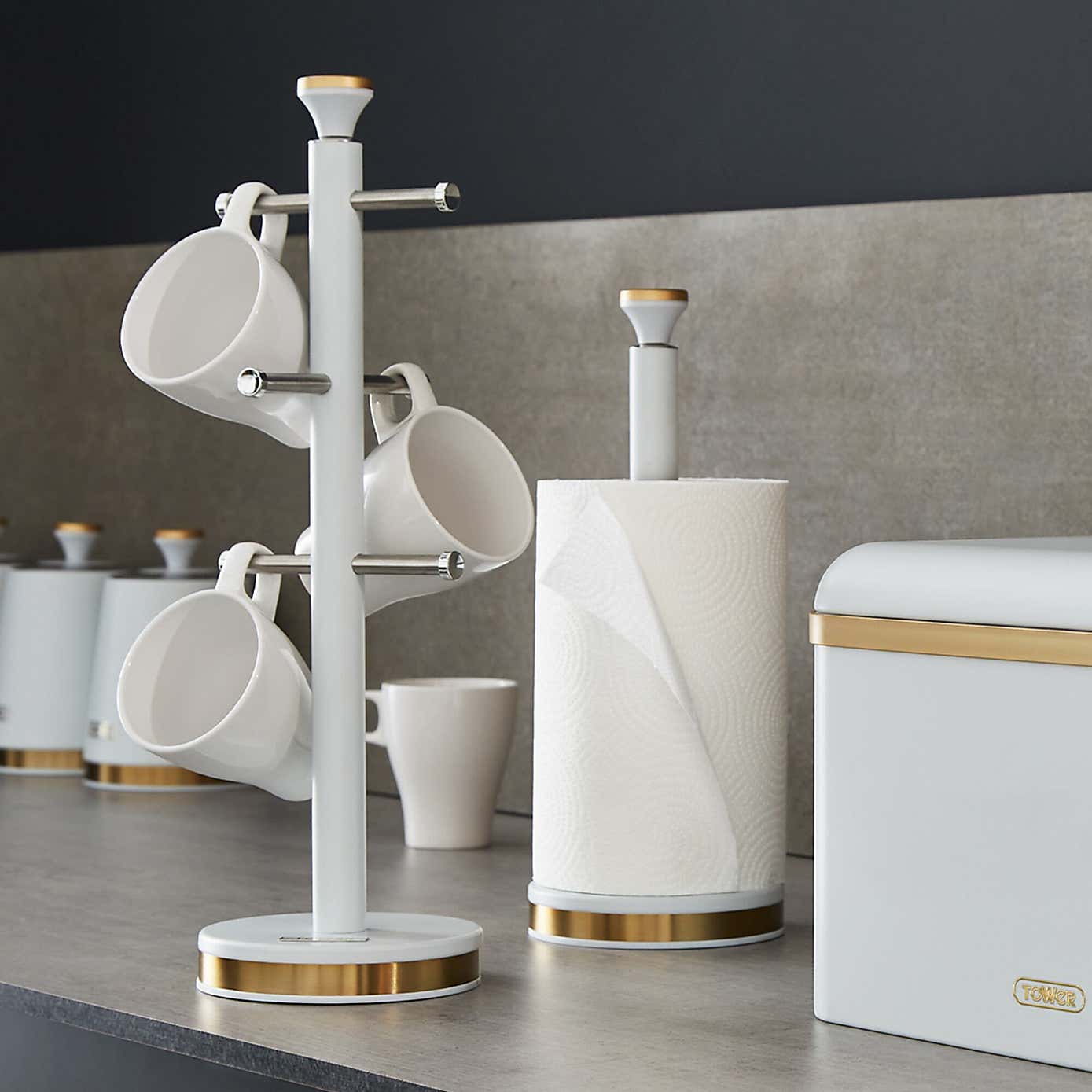 TOWER Cavaletto Mug Tree and Towel Holder