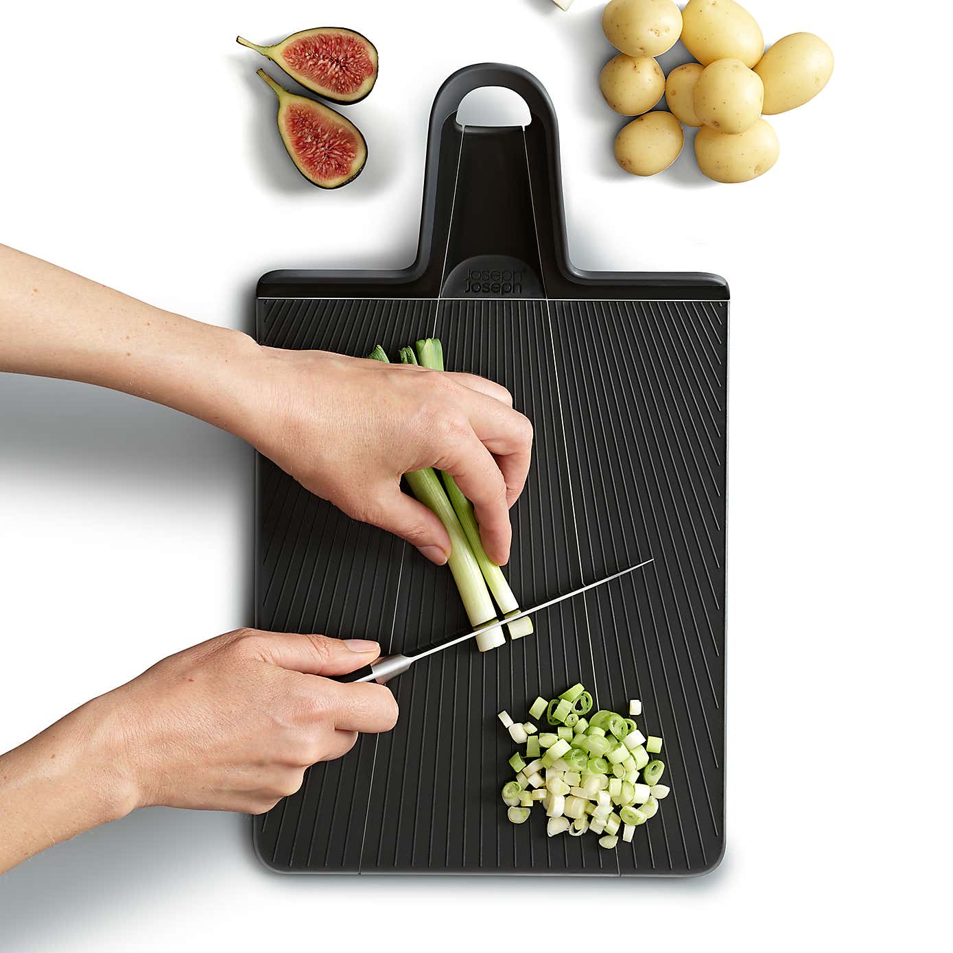 Chop2Pot Plus Black Folding Chopping Board