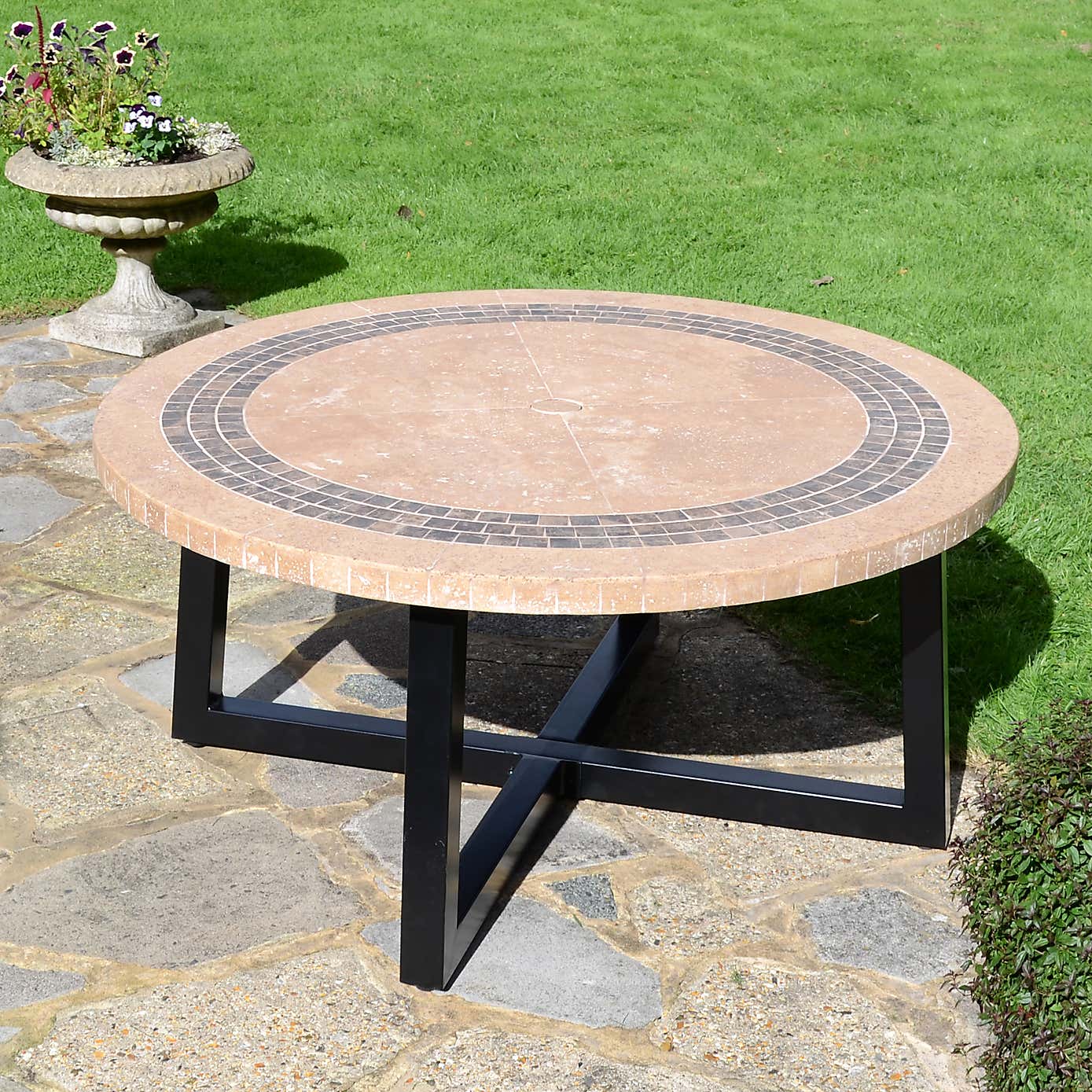 Byron Manor Victoria Round Coffee Table