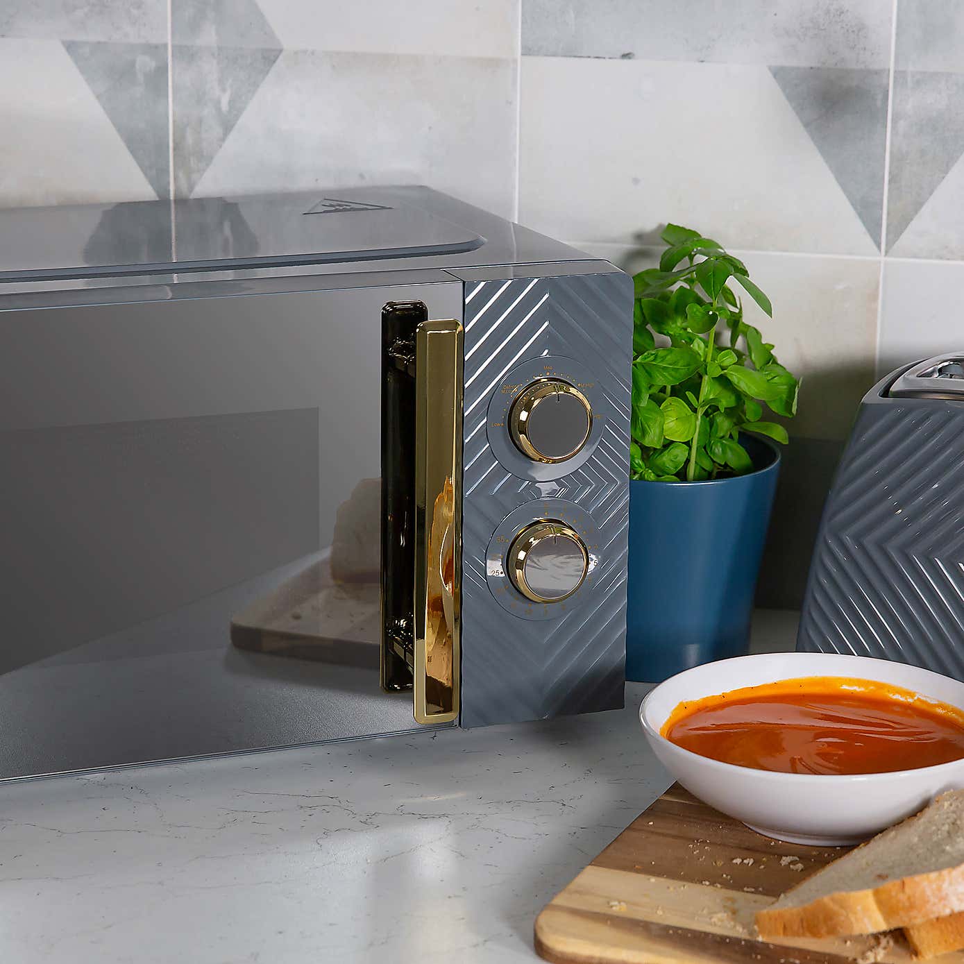 Russell Hobbs Groove 17L Manual Microwave