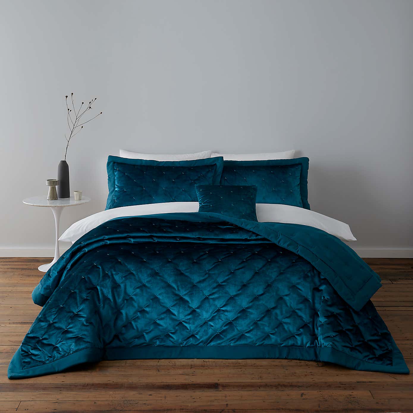 Valentina Velvet Teal Bedspread