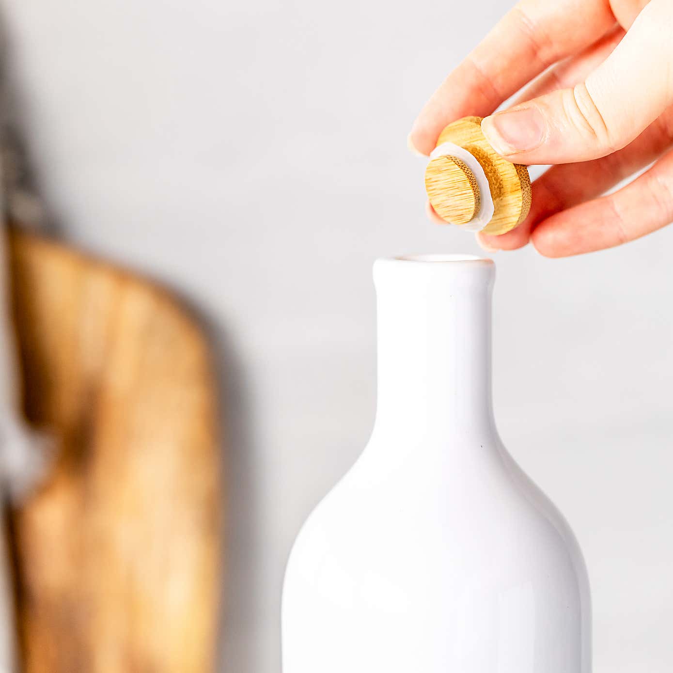 World Foods White Ceramic 900ml Oil Bottle