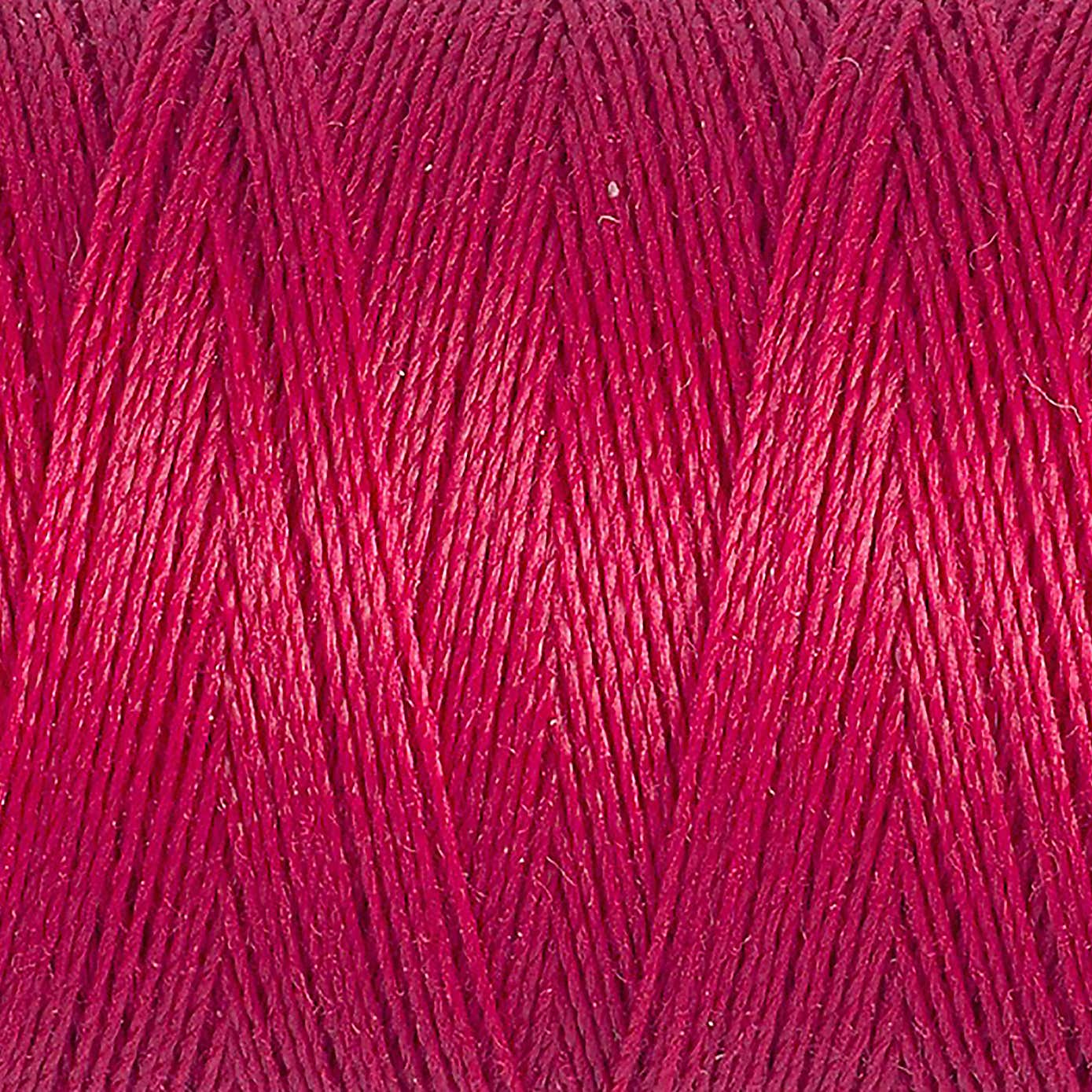 Gutermann Sew All Thread 100m Crimson (909)