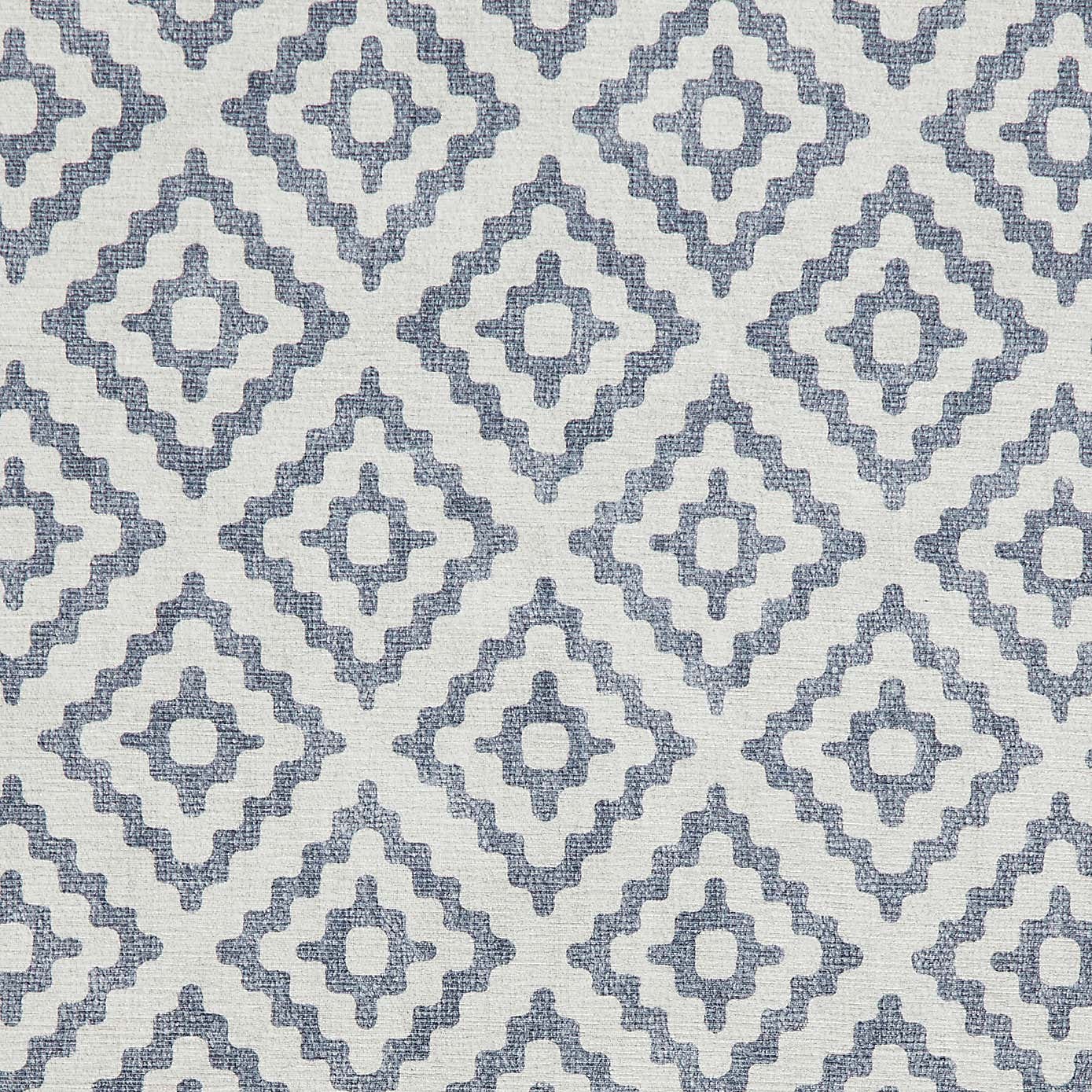 Coral Diamond Runner