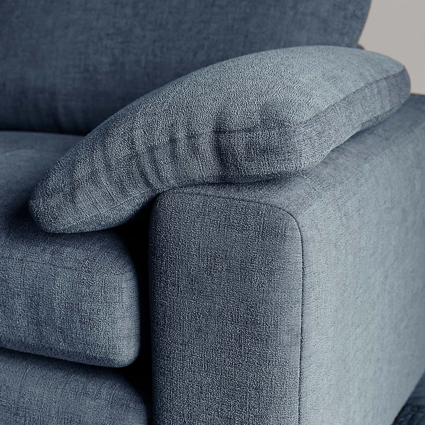 Magnus Soft Textured Chenille Snuggle Sofa