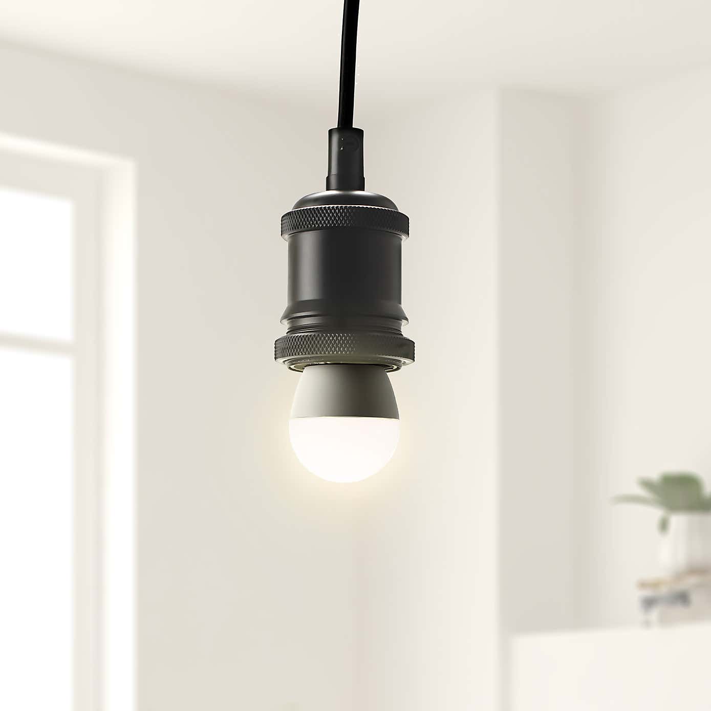 Status 5.5W Pearl SES Mini Globe 2 Pack