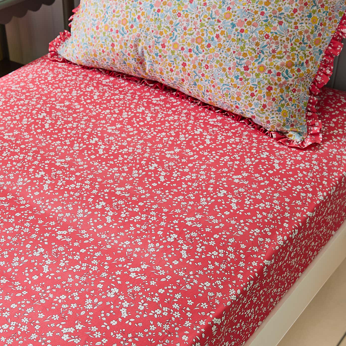 Set of 2 Ditsy Frill 144 Thread Count Fitted Sheets