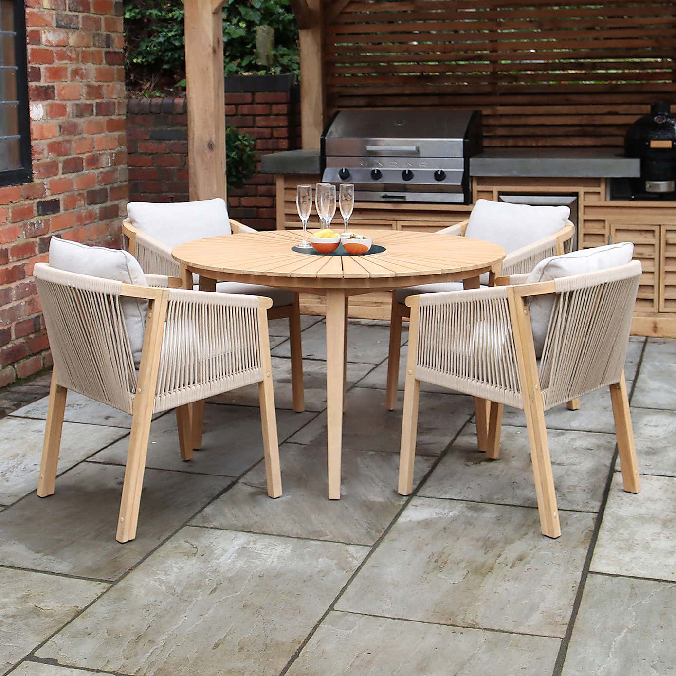 A.Mir Roma 4 Seater Outdoor Dining Set with Black Granite Insert