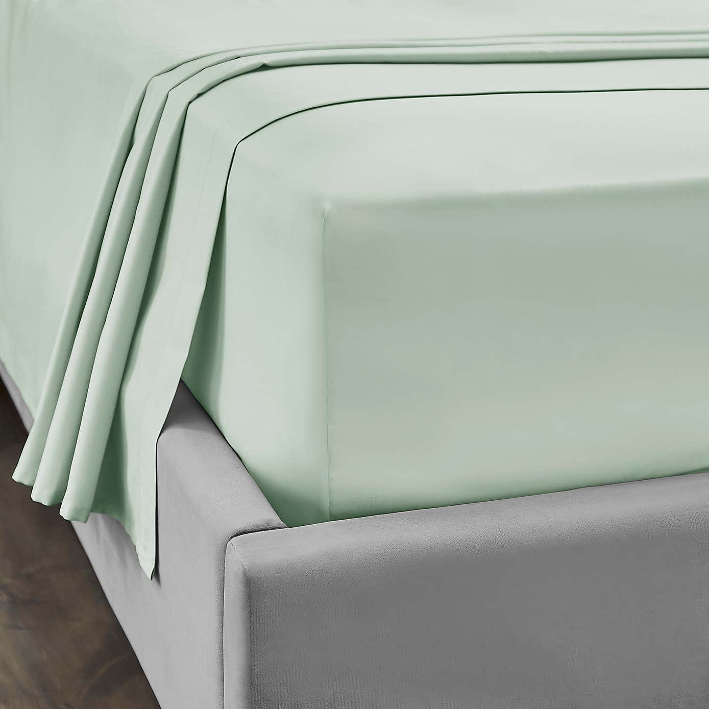 Dorma 300 Thread Count 100% Cotton Sateen Plain Fitted Sheet