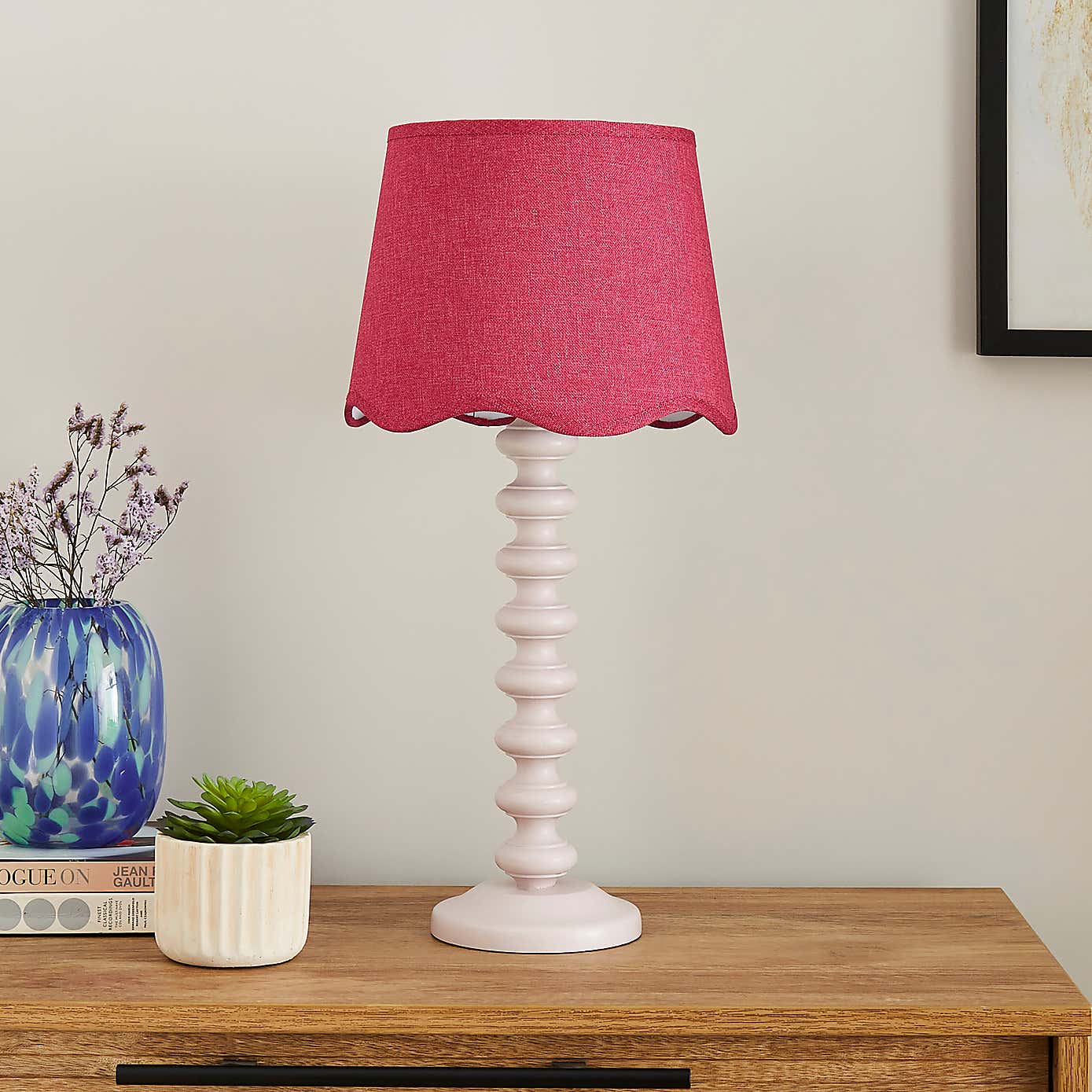 Scalloped Edge Linen Lamp Shade