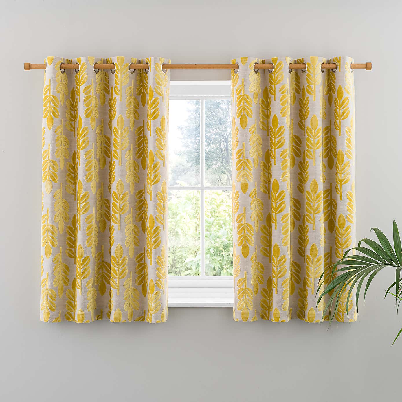 Annika Cut Velvet Eyelet Curtains