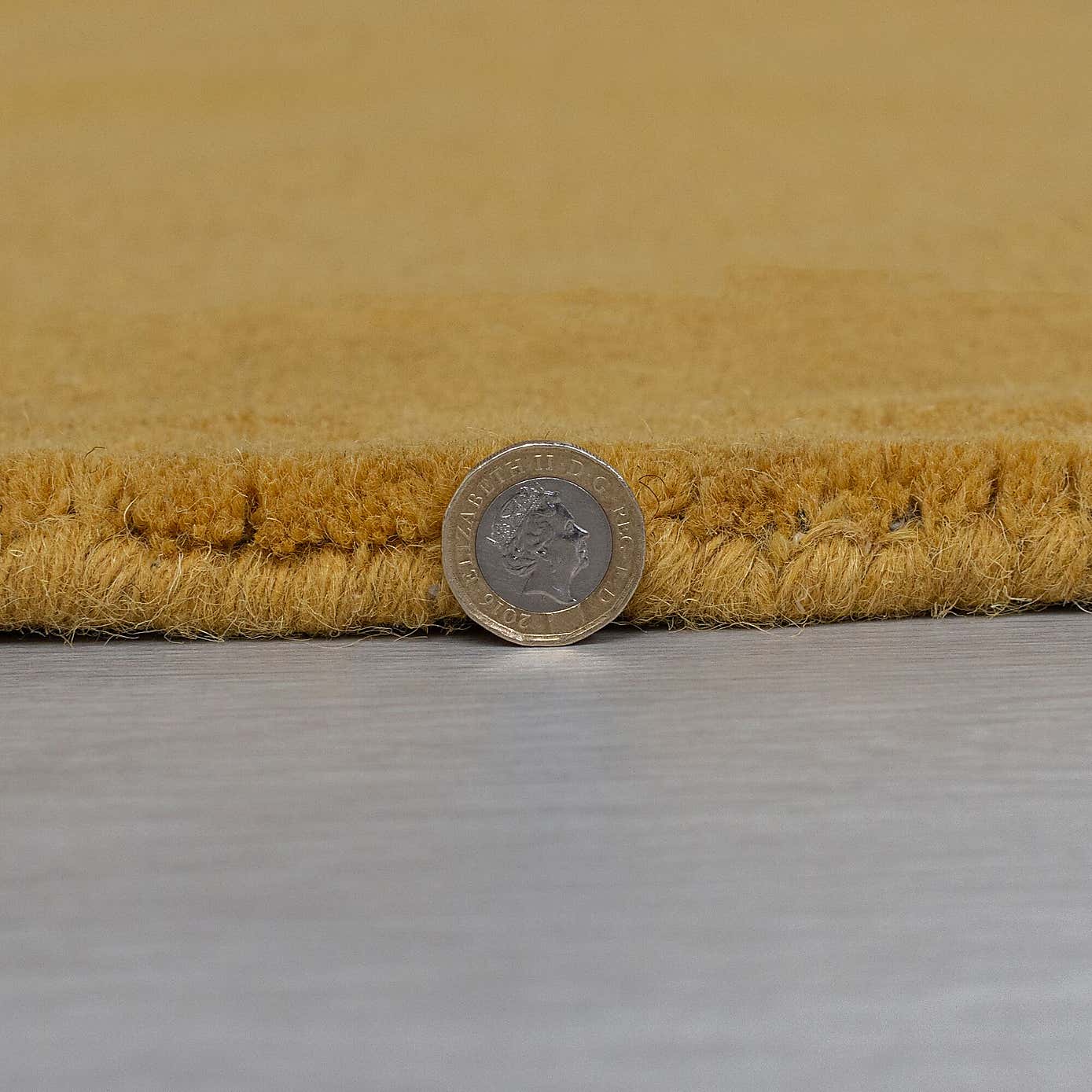 Boston Wool Border Round Rug