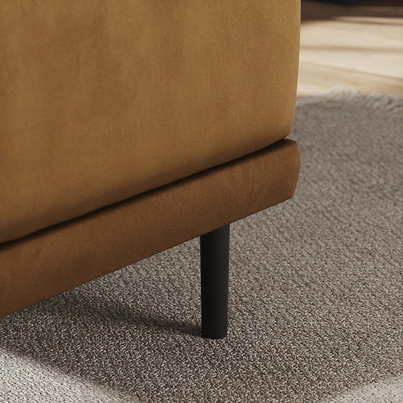 Mae Small Dining Bench, Matte Plush Velvet