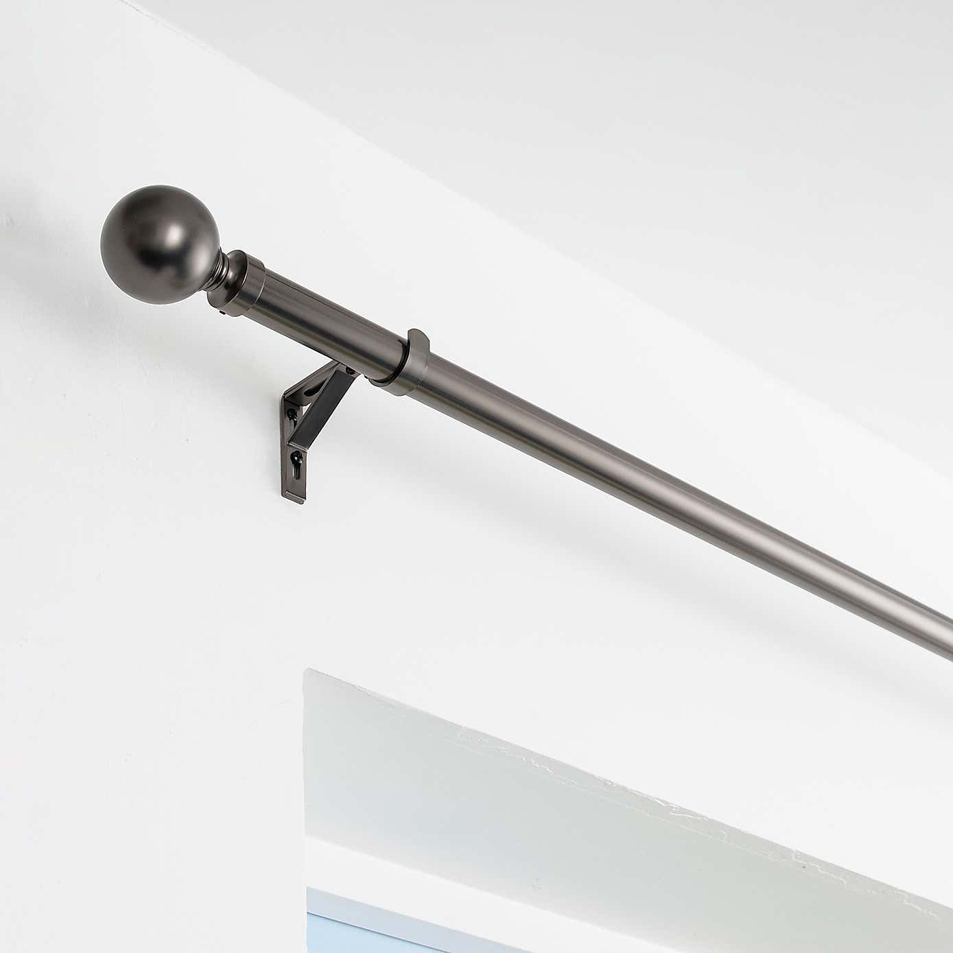 Ashton Metal Curtain Pole
