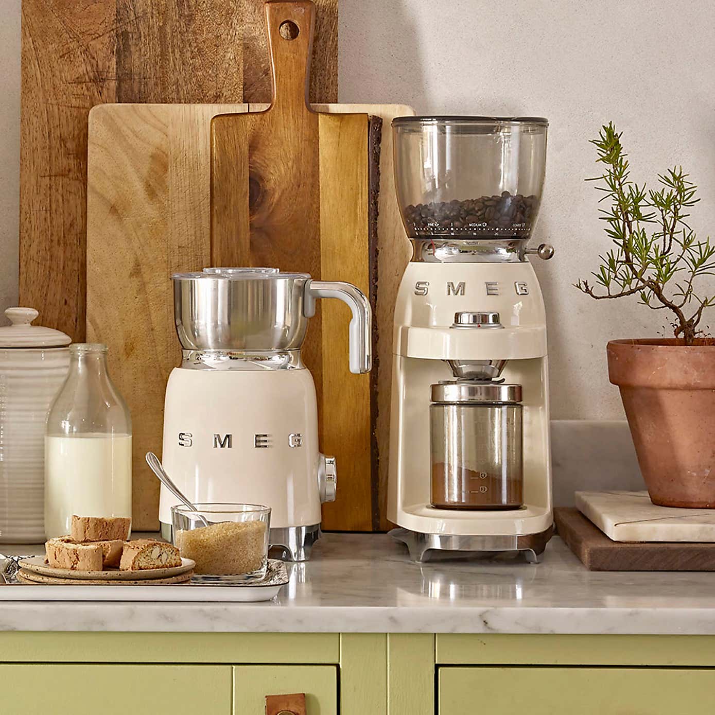 SMEG Coffee Grinder