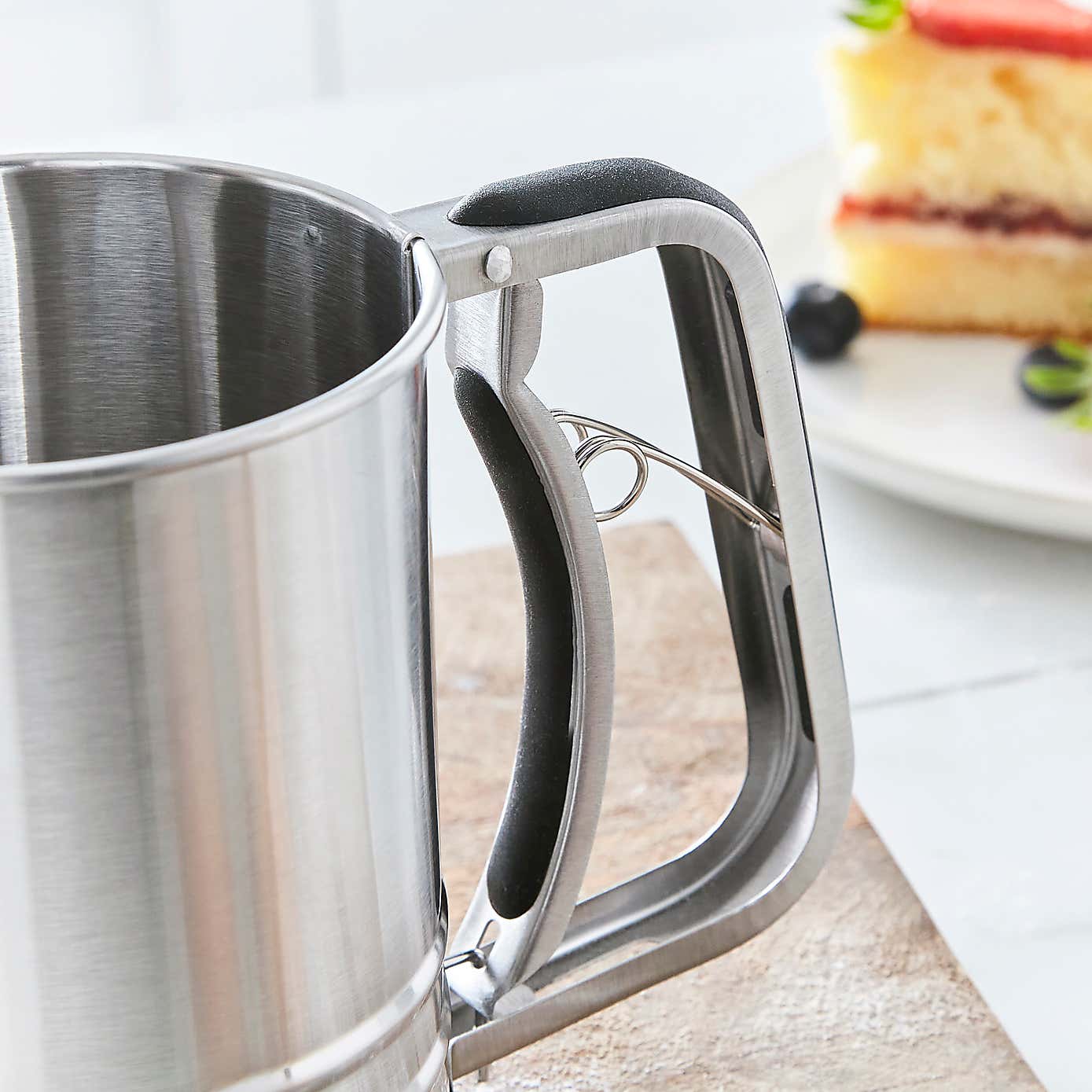 Professional Stainless Steel Flour Sifter