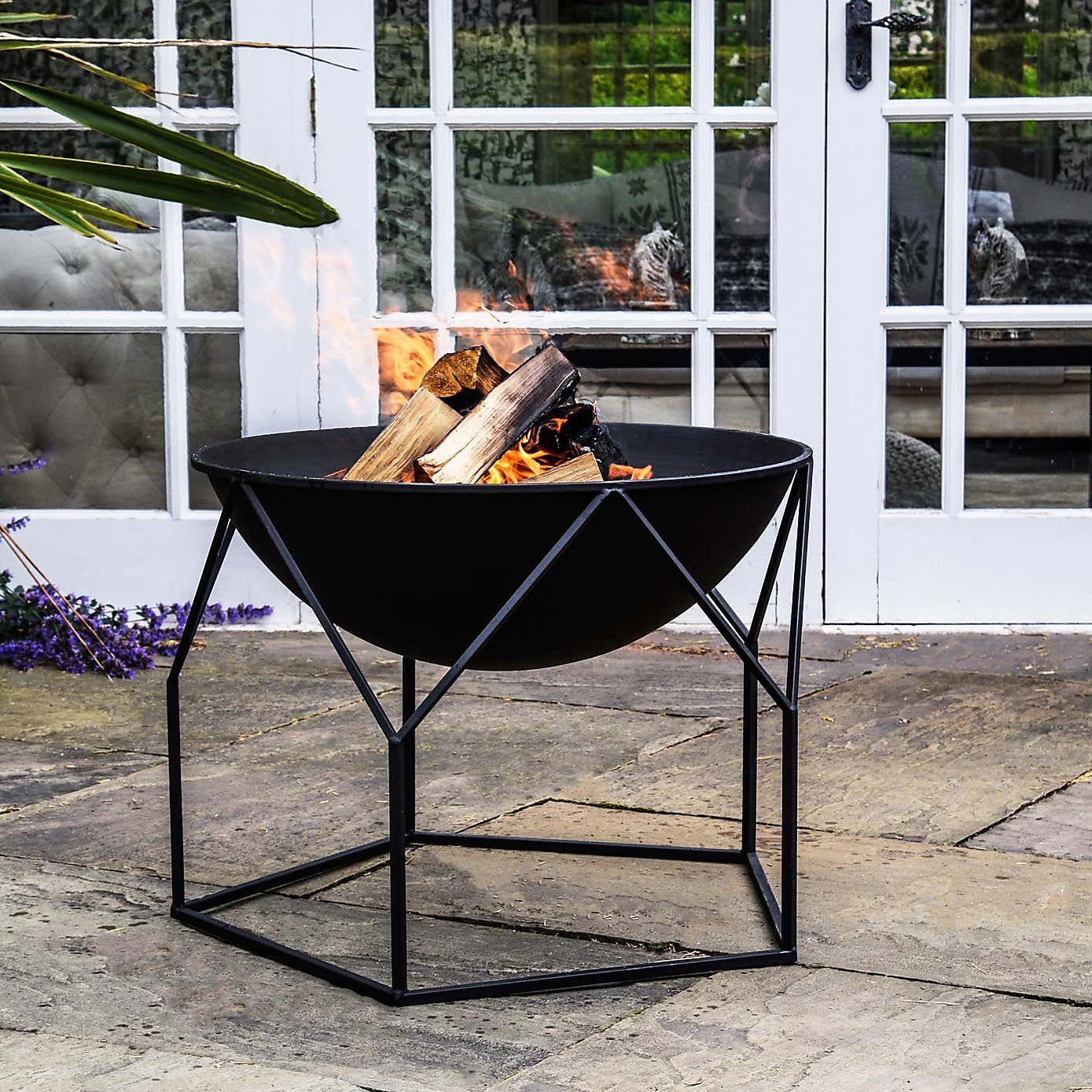 Outdoor Buckingham Black Firebowl