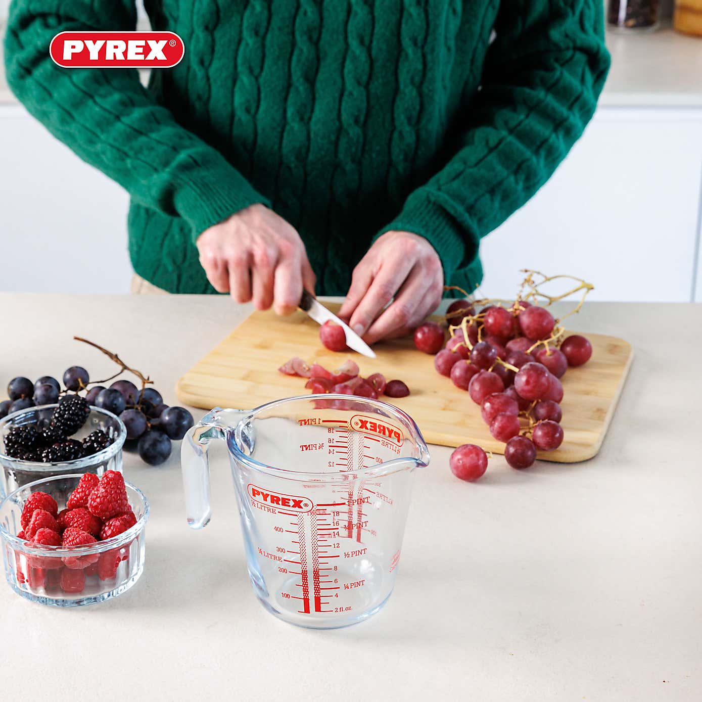 Pyrex Measuring Jug