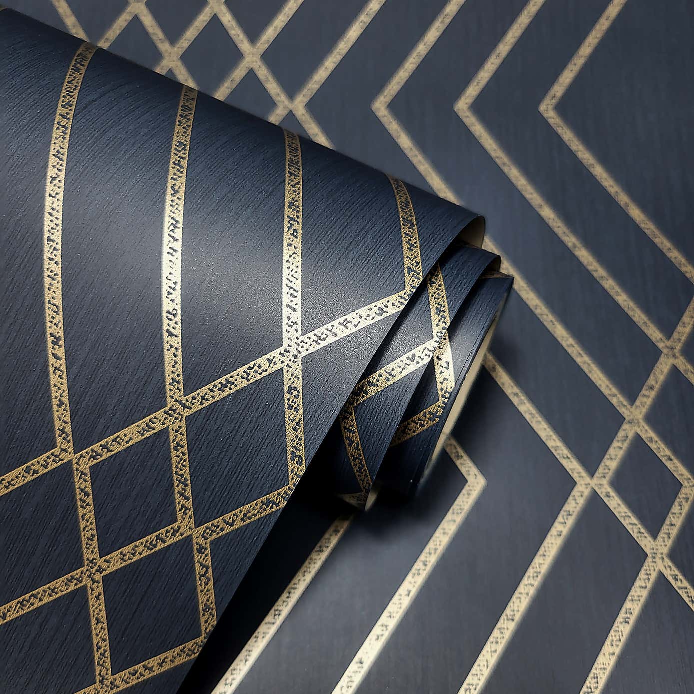 Shard Trellis Wallpaper