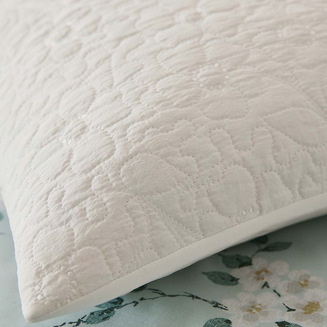 Bloom White Cushion