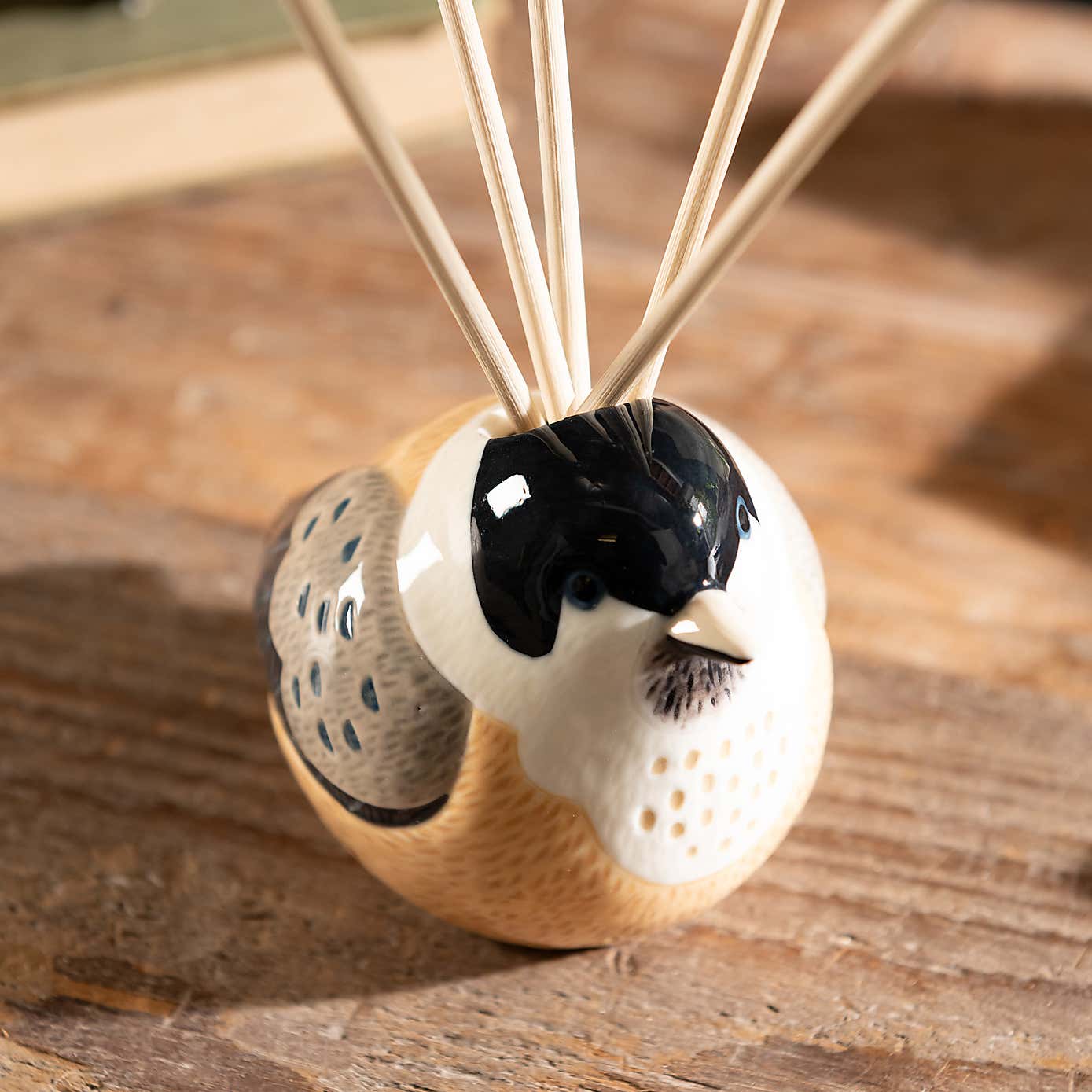 Willow Tit Sandalwood, Amber & Cedar Diffuser