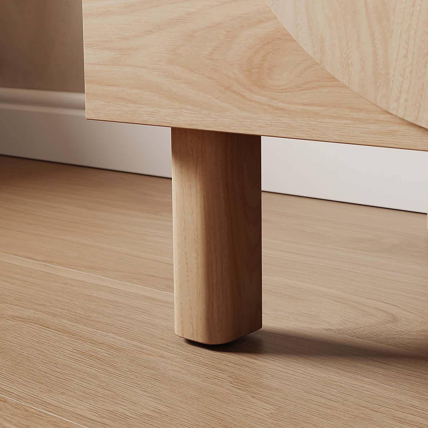 Aldo 4 Drawer Chest, Light Oak