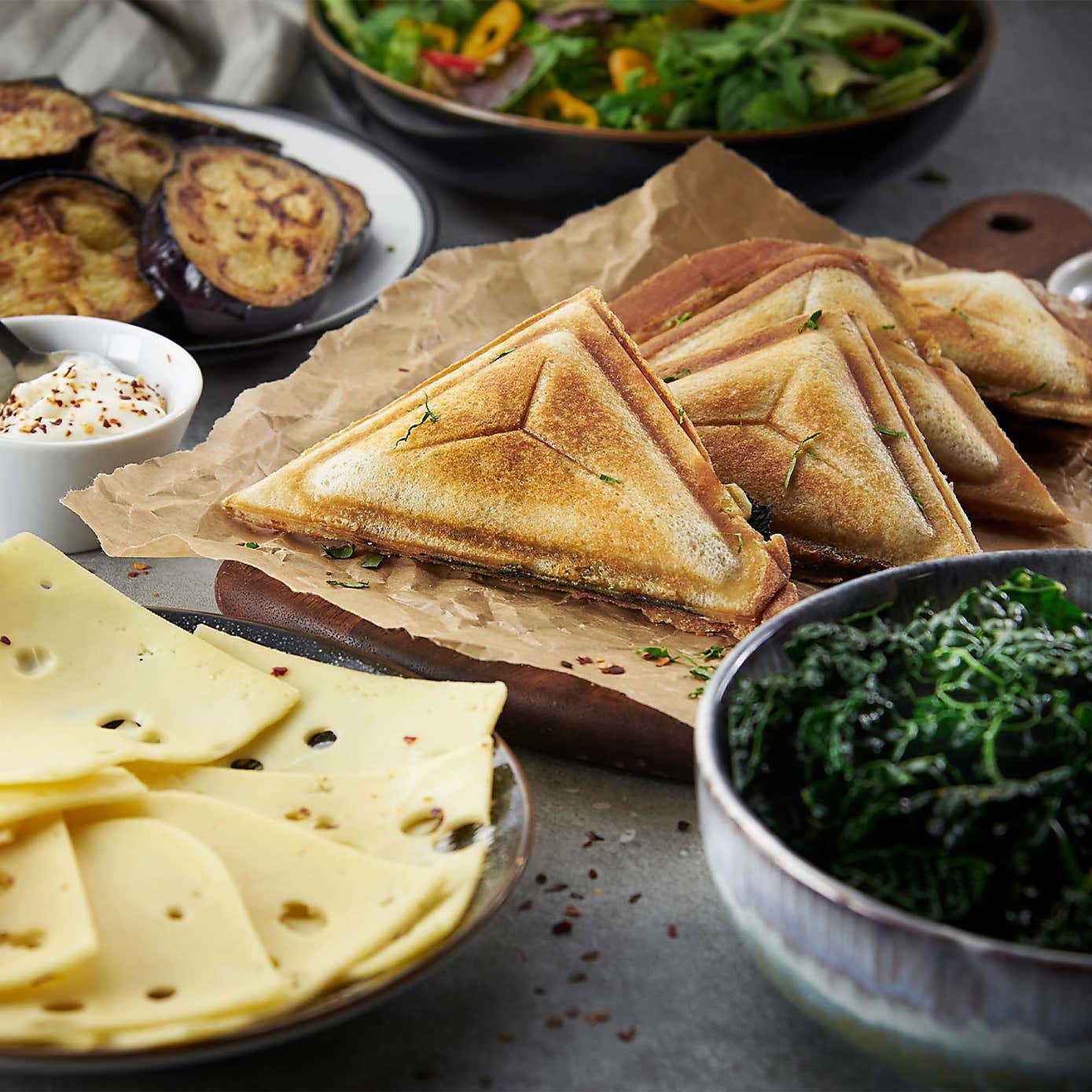 Russell Hobbs 4 Portion Black Deep Fill Sandwich Maker