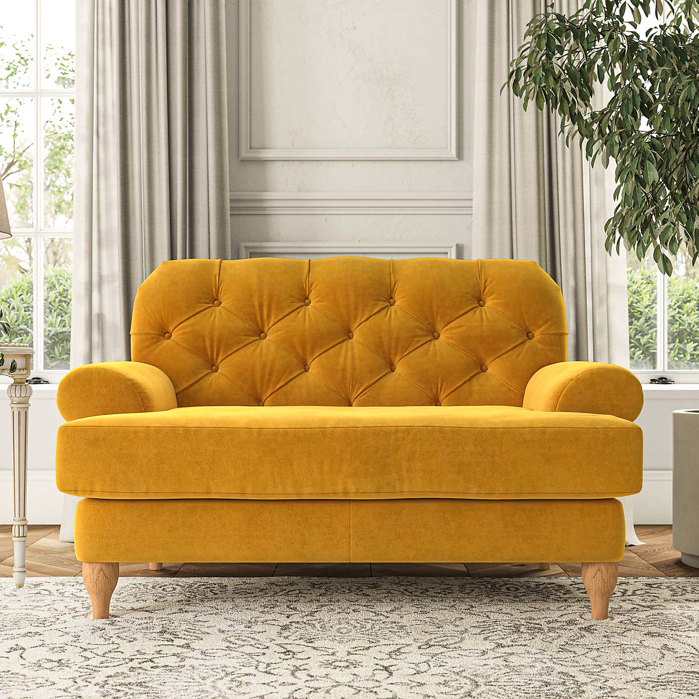 Canterbury Snuggle Chair