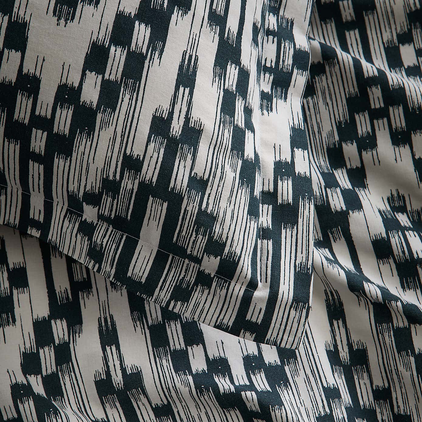 Syrah Ikat Black Oxford Pillowcase