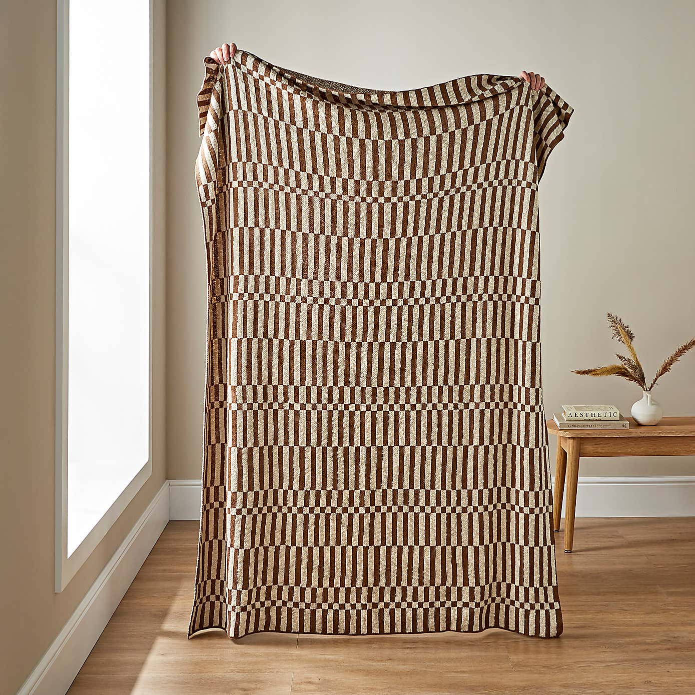 Rectangle Checkerboard Knit Throw 130cm x 180cm