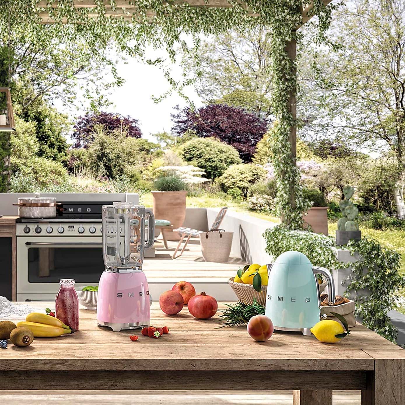 SMEG Retro Electric Kettle