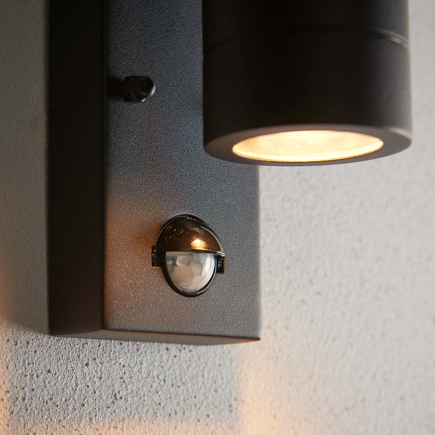Billy PIR Sensor Outdoor Wall Light