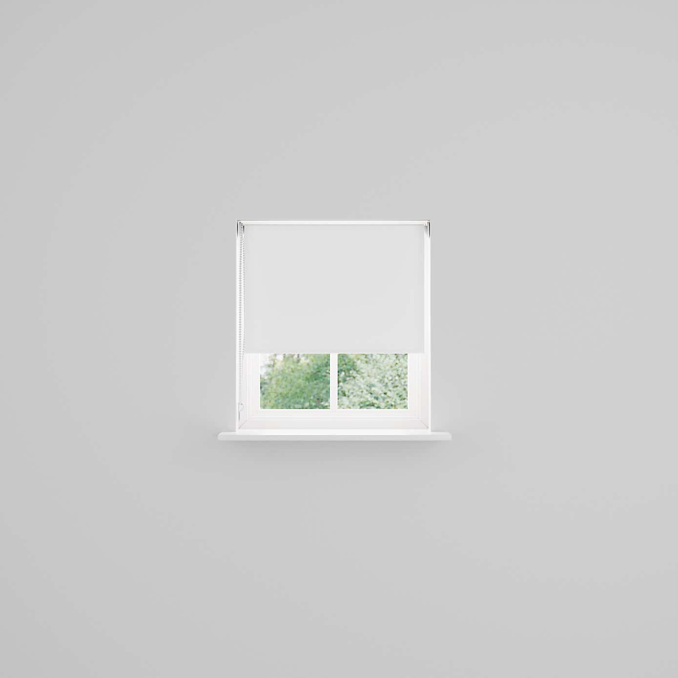 Blackout Moisture Resistant Roller Blind