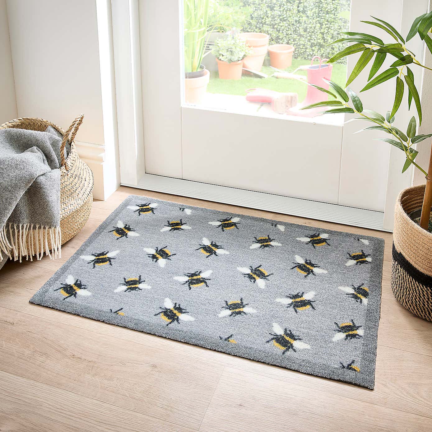 Marvel Bee Washable Doormat