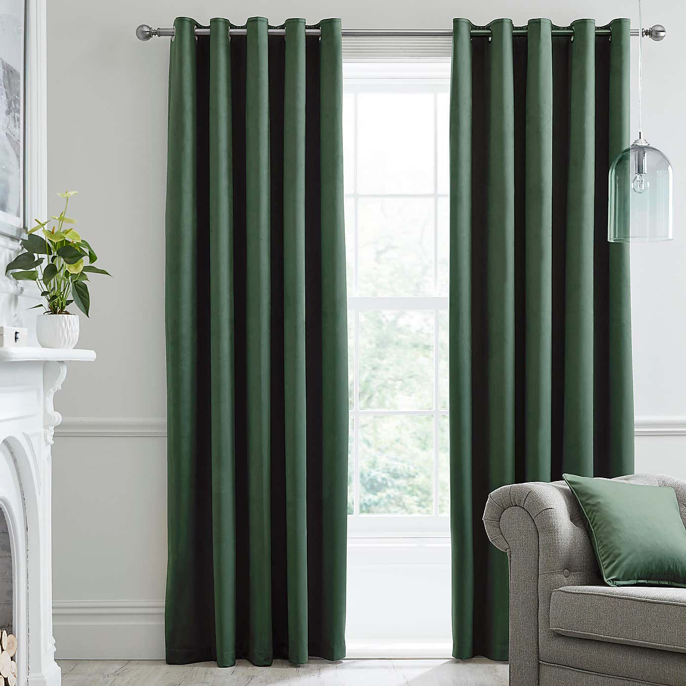 Laurence Llewelyn-Bowen Montrose Blackout Eyelet Curtains