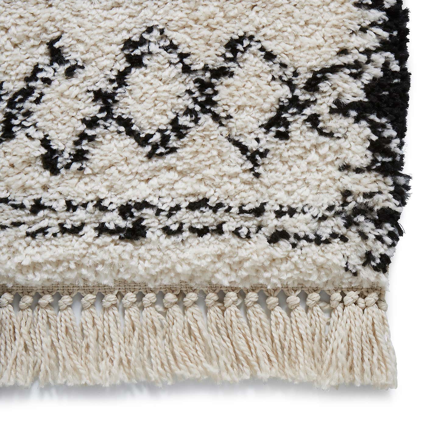 Black and White Boho 5402 Rug
