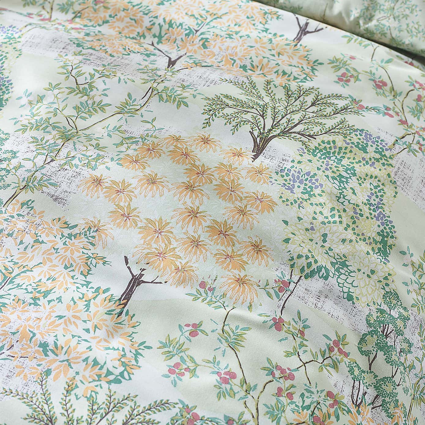 Catherine Lansfield Forest Bloom Reversible Duvet Cover & Pillowcase Set