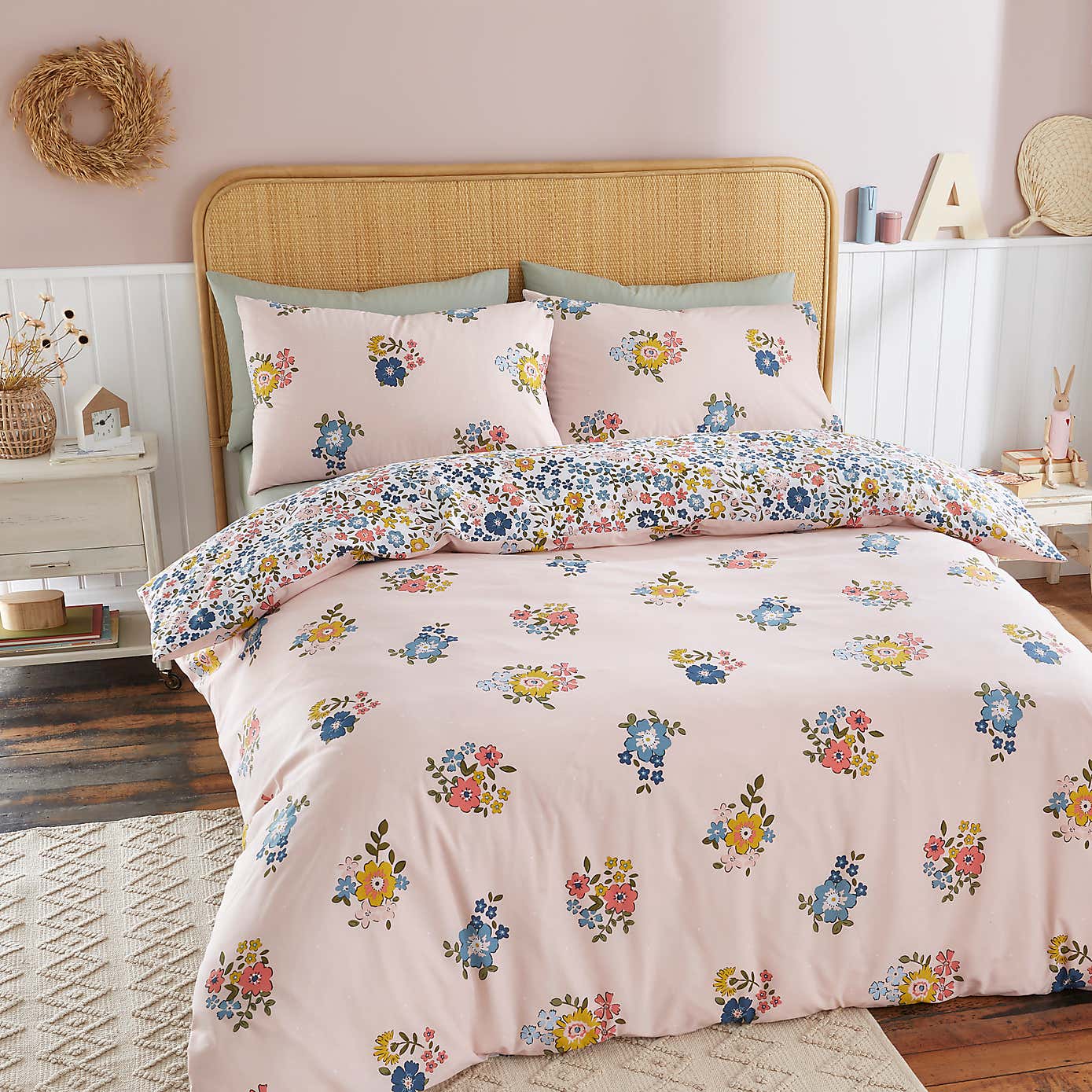 Vintage Floral Duvet Cover and Pillowcase Set