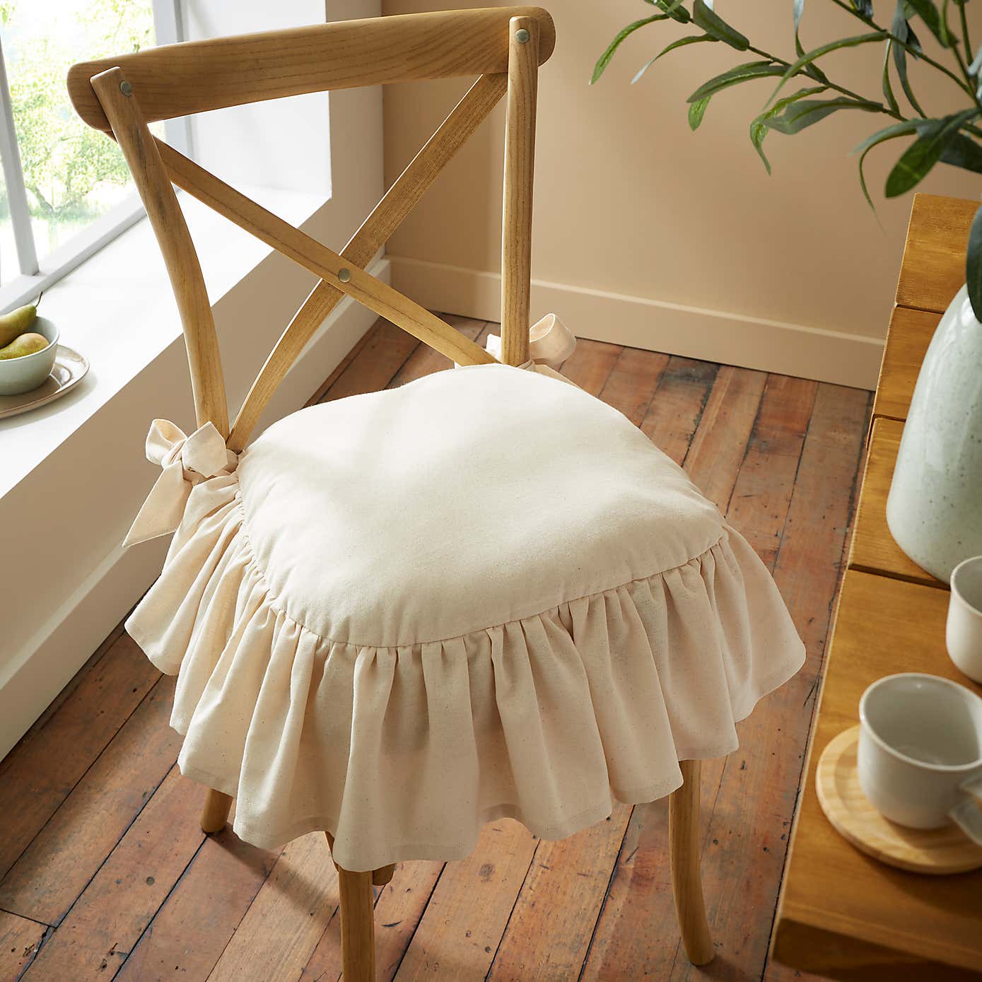 Frill Cotton Seat Pad
