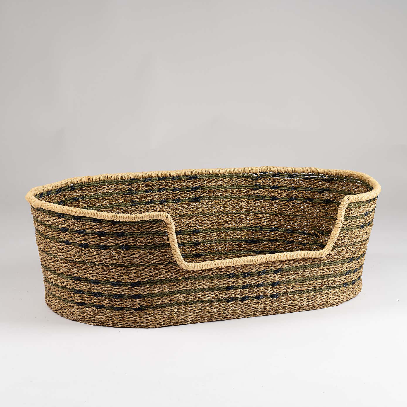 Check Woven Pet Bed
