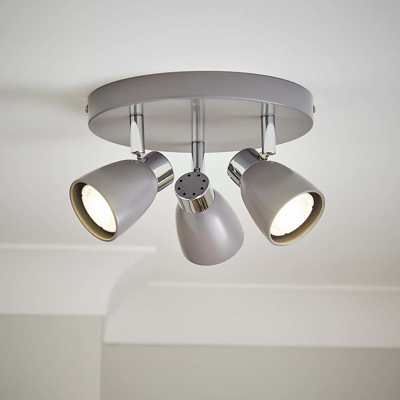 Alto 3 Light Spotlight