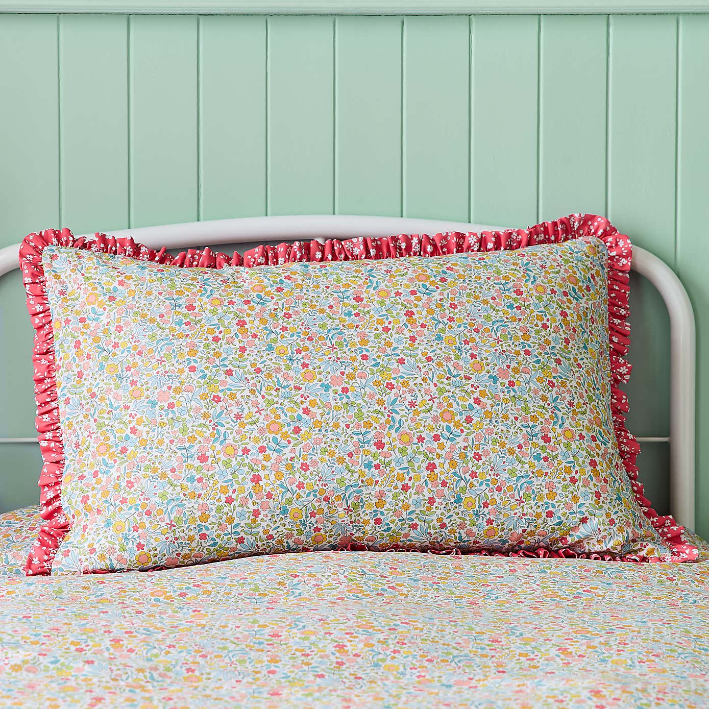 Ditsy Frill Reversible Duvet Cover and Pillowcase Set
