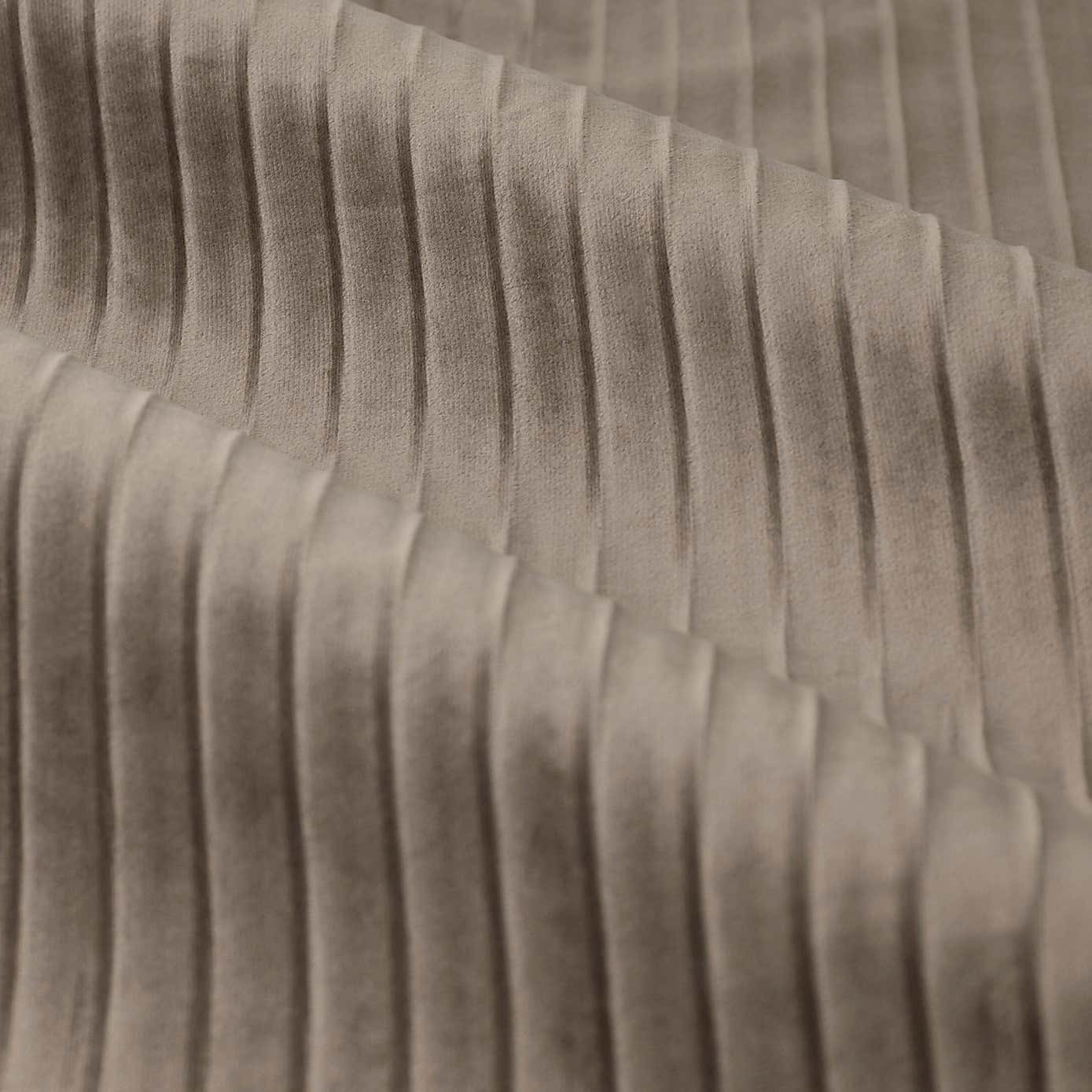 Paoletti Corinthian Eyelet Curtains