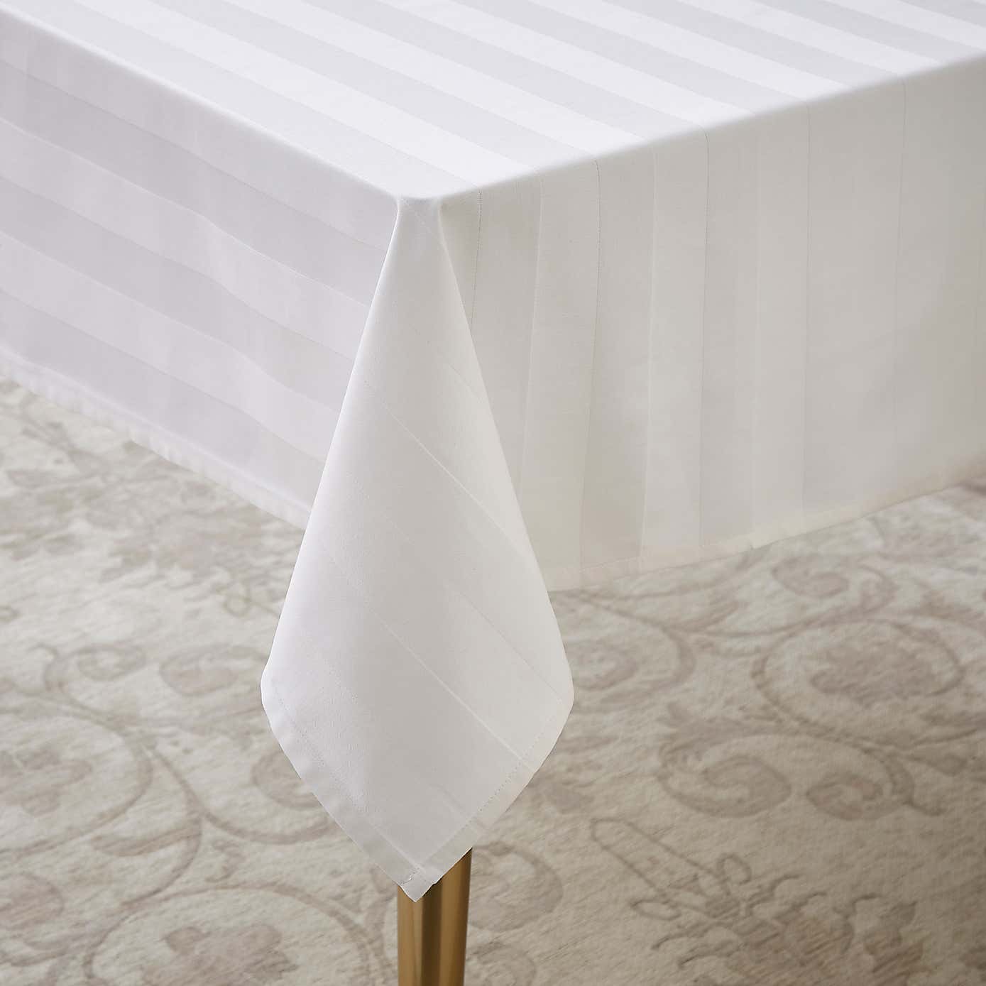 Hotel Plain Tablecloth