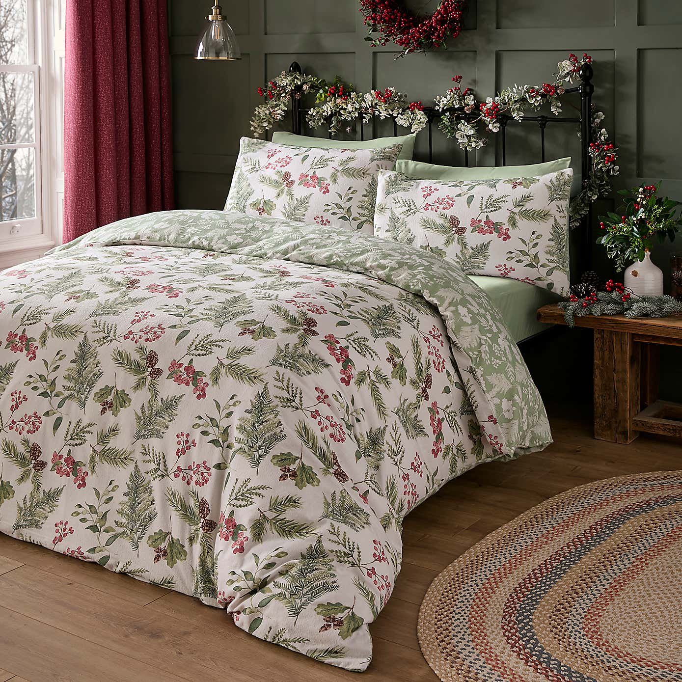 Winter Sprigs 100% Cotton Duvet Cover & Pillowcase Set