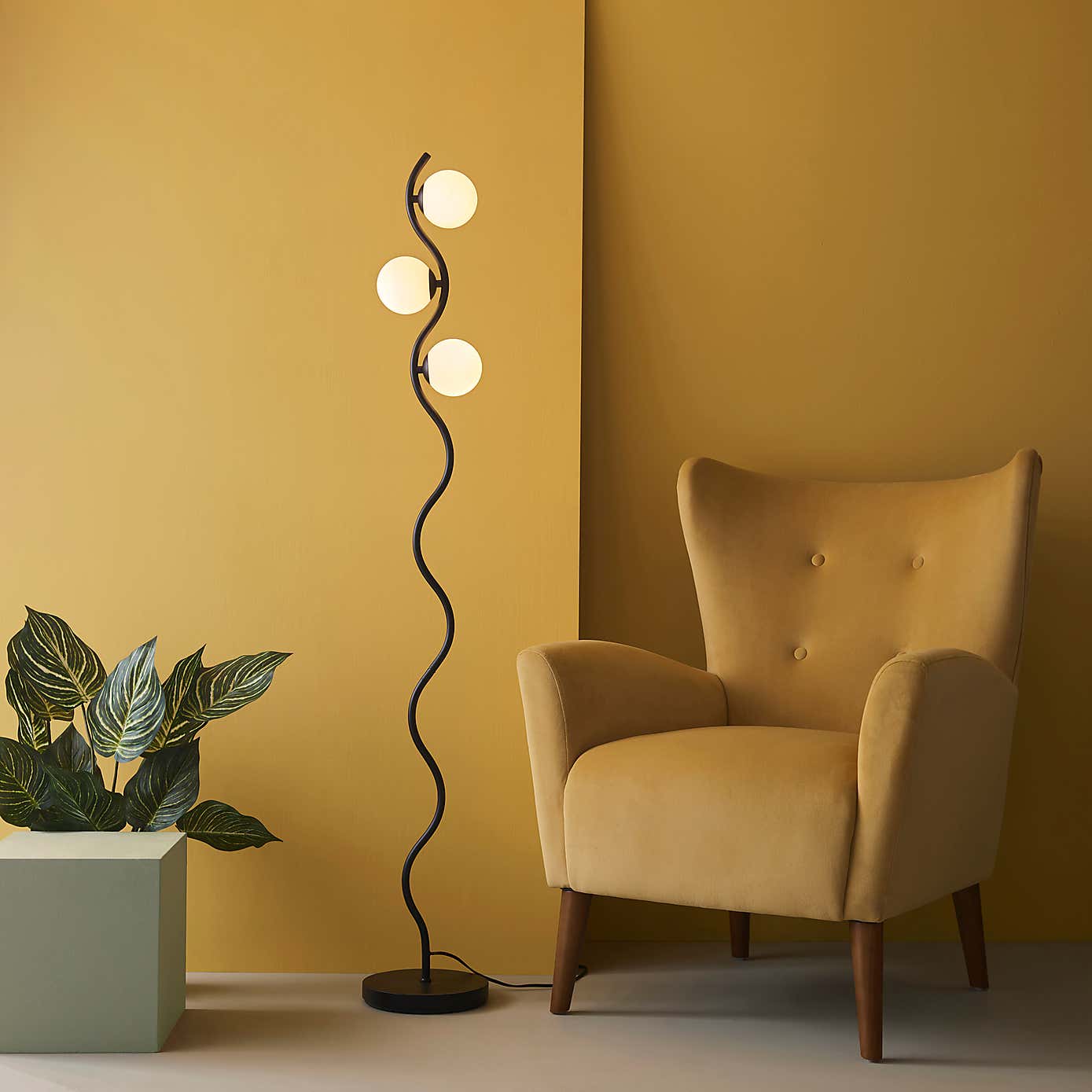 Wiggle 3 Light Metal Floor Lamp